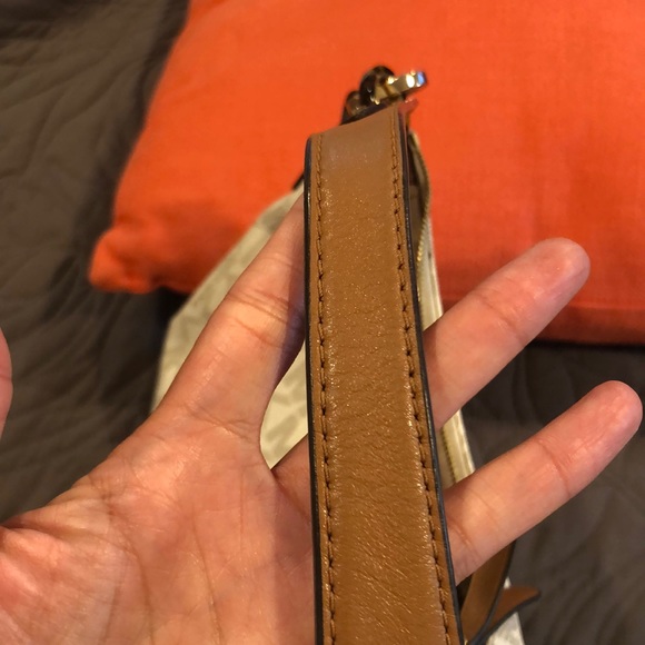 Michael Kors Purse - Picture 5 of 7